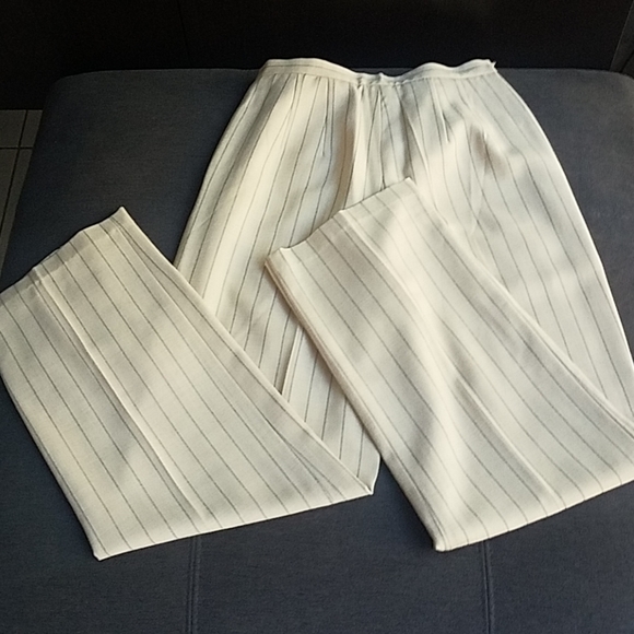 Ladies Talbots Dress Pants - Picture 4 of 4